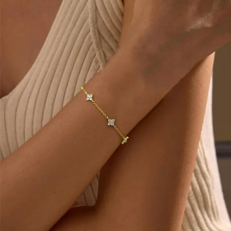 925 Silver Plated Cz Four-leaf Flower Bracelet for Women Shiny Zircon Flower Adjustable Link Chain Bracelet Cute Dainty Jewelry