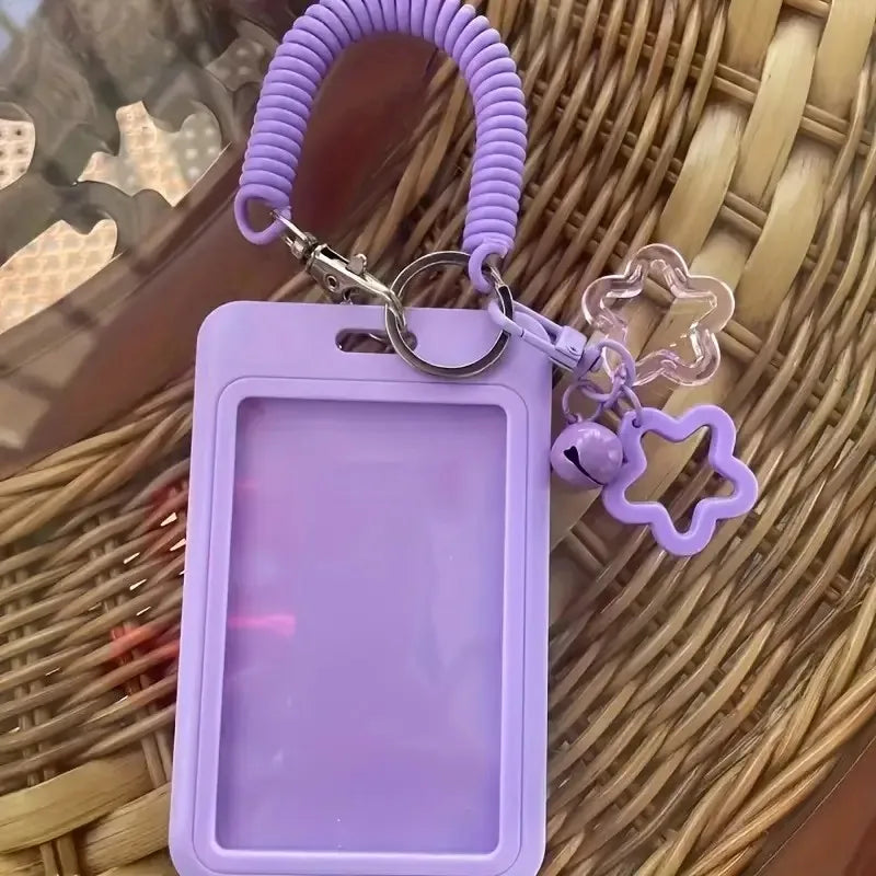 colorful star-shaped retractable plastic ID card holder with keychain. Cute and practical, suitable for bus cards, campus ID,