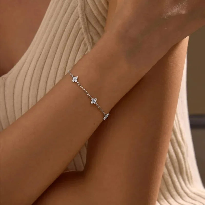 925 Silver Plated Cz Four-leaf Flower Bracelet for Women Shiny Zircon Flower Adjustable Link Chain Bracelet Cute Dainty Jewelry
